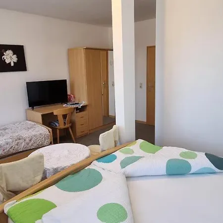 Adorf Ξενοδοχείο