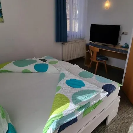 Adorf Ξενοδοχείο